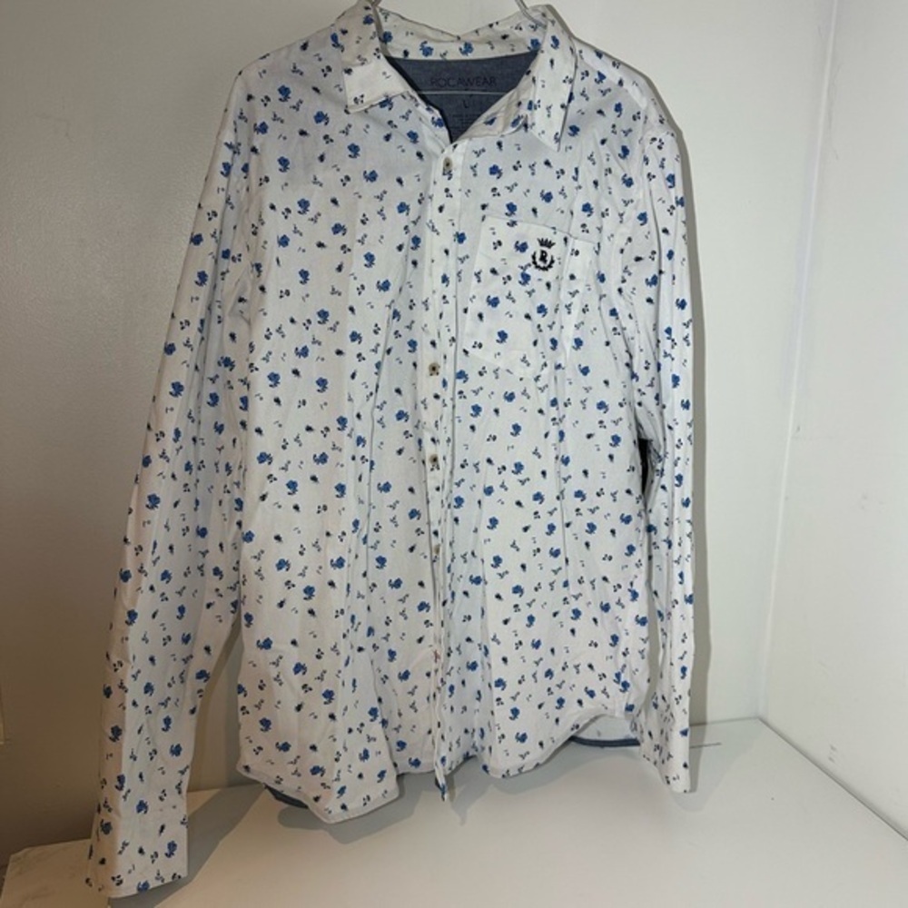 BNWT Rocawear dress-shirt